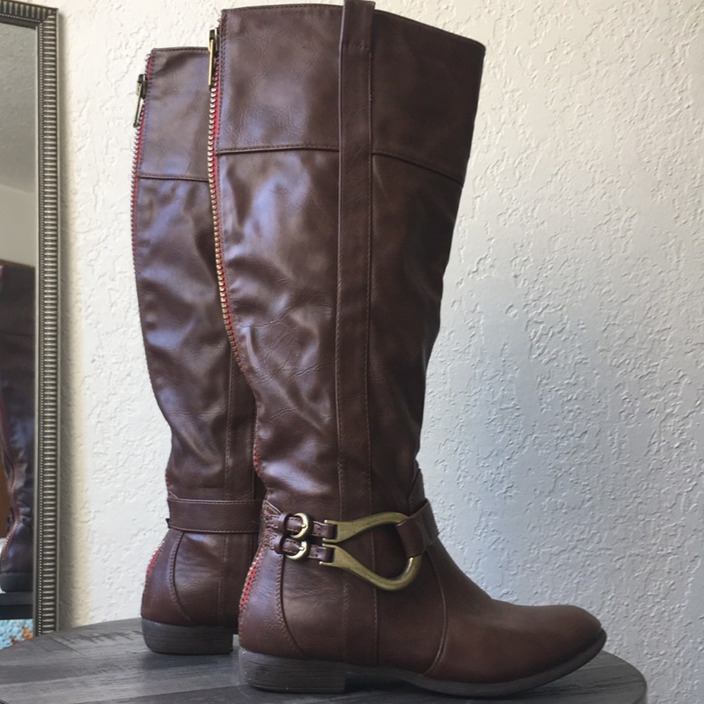 Over-the-Knee Brown Riding Boots with Buckle Detail